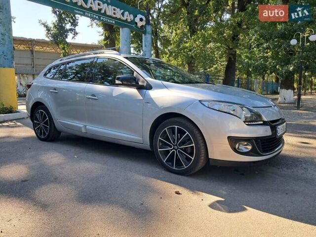 Серый Рено Меган, объемом двигателя 1.6 л и пробегом 225 тыс. км за 8750 $, фото 16 на Automoto.ua