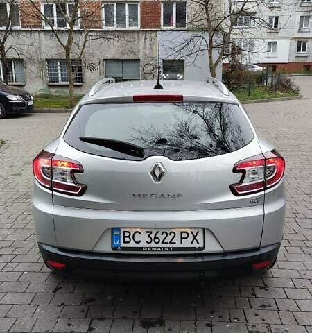 Серый Рено Меган, объемом двигателя 1.5 л и пробегом 264 тыс. км за 7200 $, фото 8 на Automoto.ua