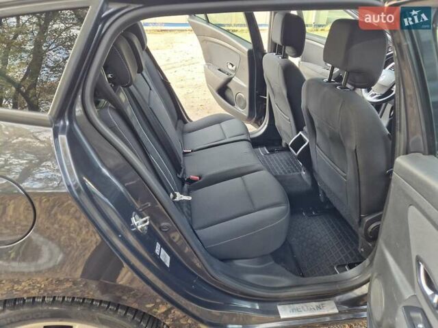Сірий Рено Меган, об'ємом двигуна 1.5 л та пробігом 302 тис. км за 7700 $, фото 23 на Automoto.ua