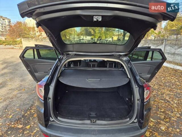 Сірий Рено Меган, об'ємом двигуна 1.5 л та пробігом 302 тис. км за 7700 $, фото 26 на Automoto.ua