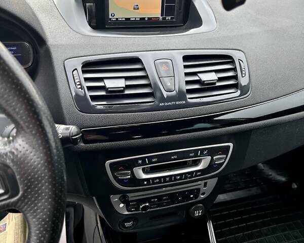 Серый Рено Меган, объемом двигателя 1.5 л и пробегом 247 тыс. км за 8300 $, фото 30 на Automoto.ua