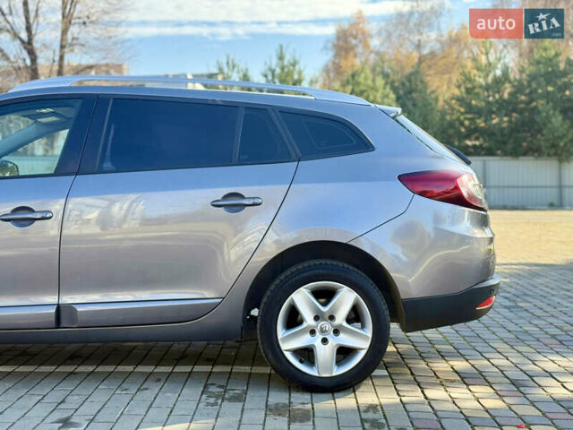 Серый Рено Меган, объемом двигателя 1.5 л и пробегом 243 тыс. км за 7999 $, фото 12 на Automoto.ua