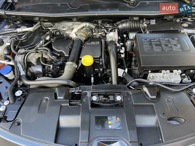 Серый Рено Меган, объемом двигателя 1.5 л и пробегом 194 тыс. км за 8850 $, фото 67 на Automoto.ua