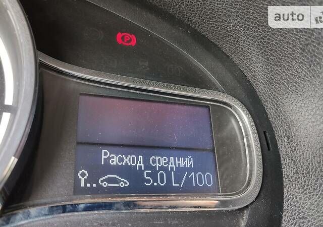 Серый Рено Меган, объемом двигателя 1.5 л и пробегом 179 тыс. км за 9800 $, фото 101 на Automoto.ua