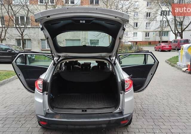 Серый Рено Меган, объемом двигателя 1.5 л и пробегом 264 тыс. км за 7200 $, фото 10 на Automoto.ua