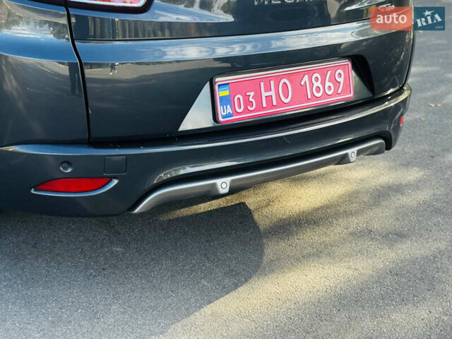 Серый Рено Меган, объемом двигателя 1.5 л и пробегом 280 тыс. км за 8999 $, фото 16 на Automoto.ua