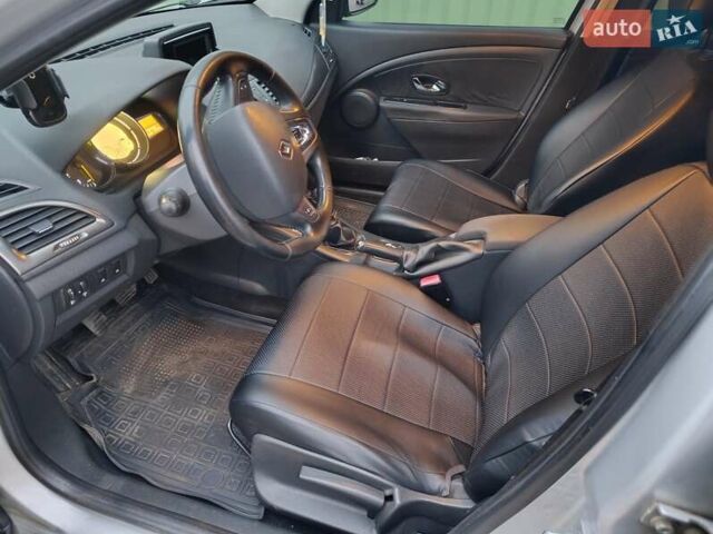 Серый Рено Меган, объемом двигателя 1.5 л и пробегом 270 тыс. км за 9150 $, фото 6 на Automoto.ua