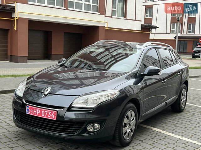 Серый Рено Меган, объемом двигателя 1.5 л и пробегом 203 тыс. км за 7700 $, фото 1 на Automoto.ua