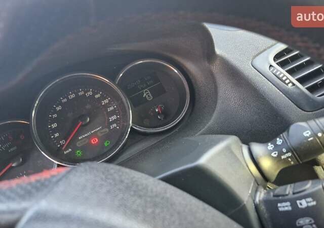 Серый Рено Меган, объемом двигателя 1.46 л и пробегом 256 тыс. км за 7700 $, фото 15 на Automoto.ua