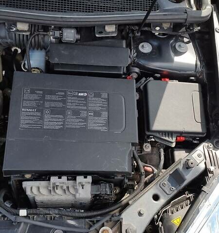 Сірий Рено Меган, об'ємом двигуна 1.5 л та пробігом 179 тис. км за 9800 $, фото 120 на Automoto.ua