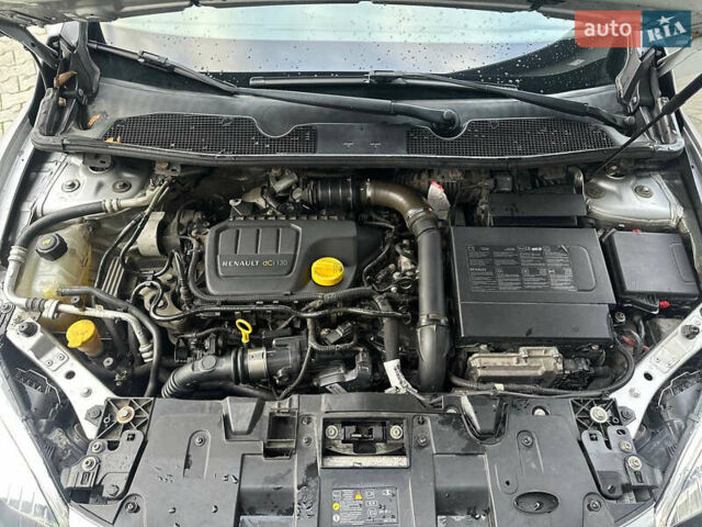 Серый Рено Меган, объемом двигателя 1.6 л и пробегом 197 тыс. км за 7699 $, фото 27 на Automoto.ua