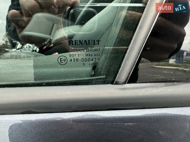 Серый Рено Меган, объемом двигателя 1.5 л и пробегом 210 тыс. км за 9850 $, фото 12 на Automoto.ua