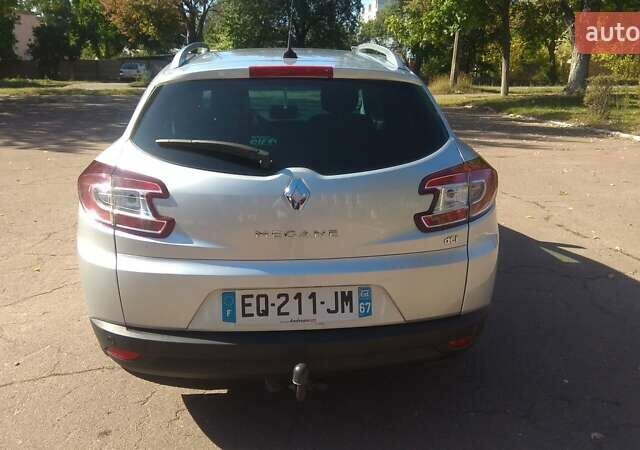 Сірий Рено Меган, об'ємом двигуна 0 л та пробігом 230 тис. км за 8700 $, фото 4 на Automoto.ua