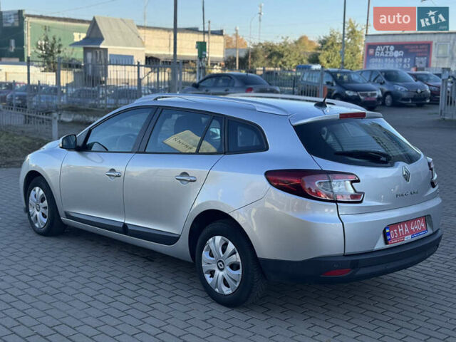 Сірий Рено Меган, об'ємом двигуна 1.5 л та пробігом 250 тис. км за 7250 $, фото 4 на Automoto.ua