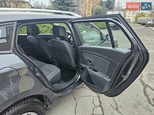 Серый Рено Меган, объемом двигателя 1.6 л и пробегом 173 тыс. км за 7450 $, фото 52 на Automoto.ua