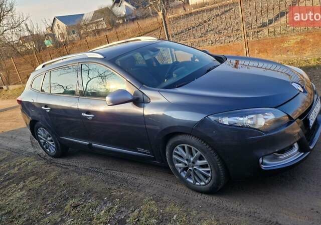 Серый Рено Меган, объемом двигателя 1.46 л и пробегом 256 тыс. км за 7700 $, фото 14 на Automoto.ua