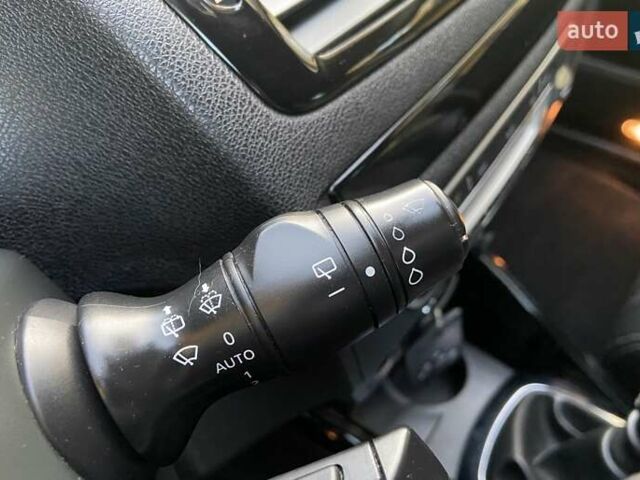 Серый Рено Меган, объемом двигателя 1.5 л и пробегом 194 тыс. км за 8850 $, фото 114 на Automoto.ua