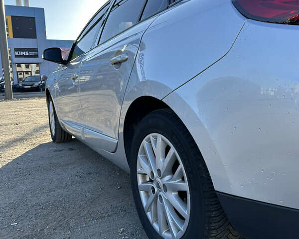 Серый Рено Меган, объемом двигателя 1.46 л и пробегом 261 тыс. км за 9100 $, фото 19 на Automoto.ua