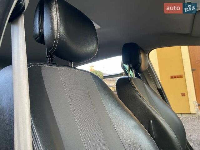 Серый Рено Меган, объемом двигателя 1.5 л и пробегом 194 тыс. км за 8850 $, фото 96 на Automoto.ua