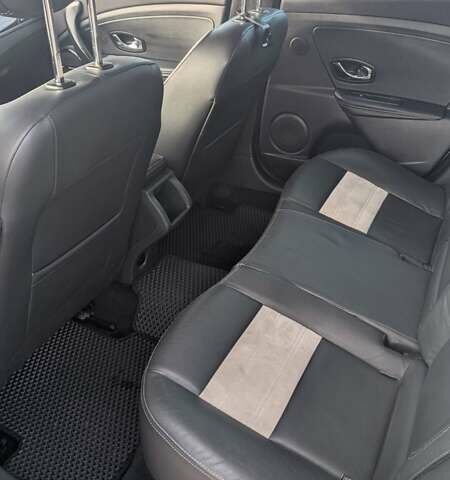 Серый Рено Меган, объемом двигателя 1.46 л и пробегом 239 тыс. км за 8700 $, фото 6 на Automoto.ua