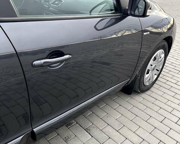 Серый Рено Меган, объемом двигателя 1.5 л и пробегом 247 тыс. км за 8300 $, фото 15 на Automoto.ua