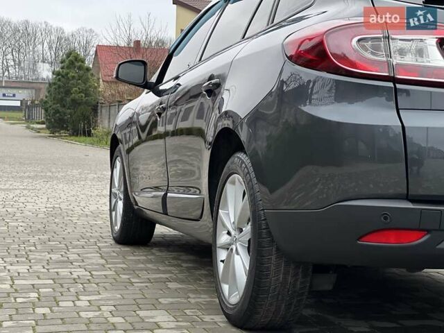 Серый Рено Меган, объемом двигателя 1.46 л и пробегом 230 тыс. км за 7470 $, фото 28 на Automoto.ua