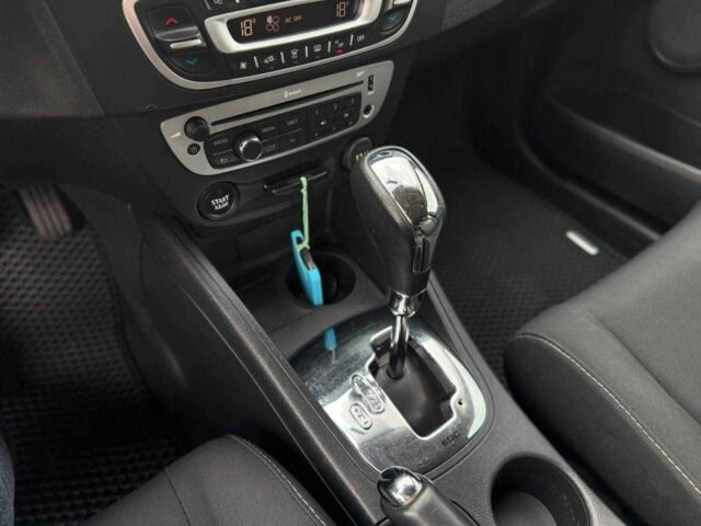 Серый Рено Меган, объемом двигателя 1.5 л и пробегом 253 тыс. км за 6700 $, фото 20 на Automoto.ua