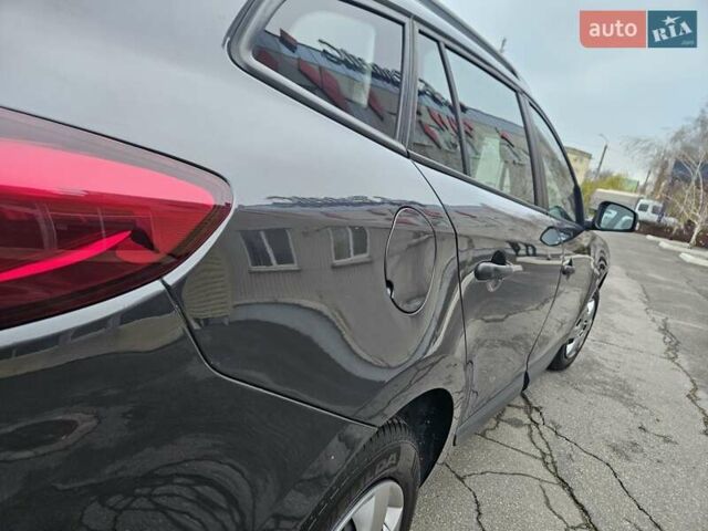 Серый Рено Меган, объемом двигателя 1.6 л и пробегом 173 тыс. км за 7450 $, фото 26 на Automoto.ua