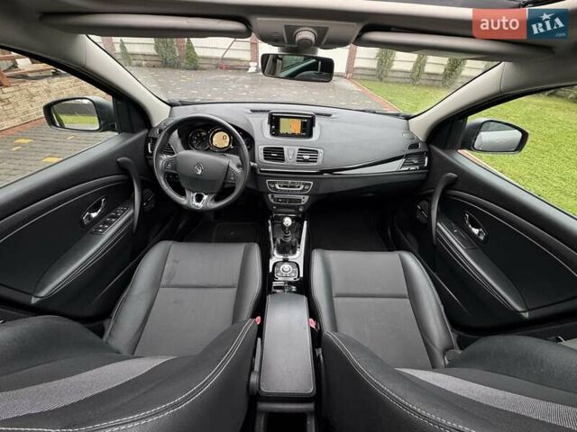 Серый Рено Меган, объемом двигателя 1.46 л и пробегом 233 тыс. км за 9800 $, фото 35 на Automoto.ua