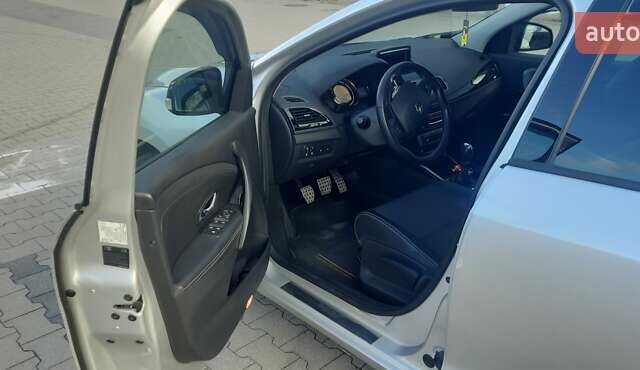 Серый Рено Меган, объемом двигателя 1.5 л и пробегом 255 тыс. км за 5500 $, фото 9 на Automoto.ua