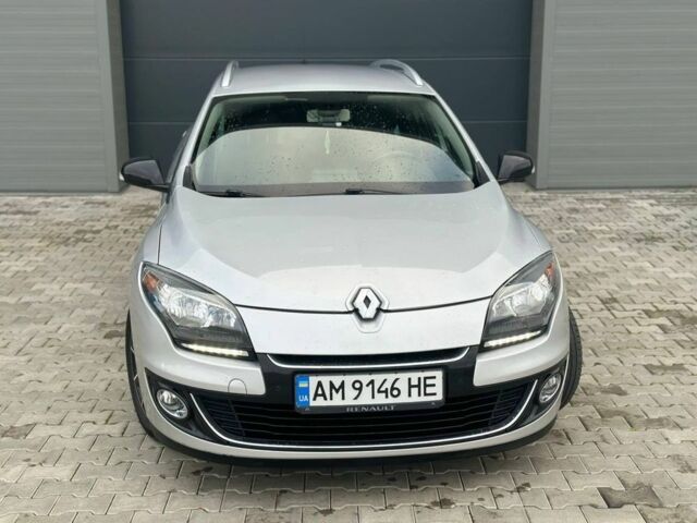 Сірий Рено Меган, об'ємом двигуна 1.6 л та пробігом 197 тис. км за 7699 $, фото 1 на Automoto.ua