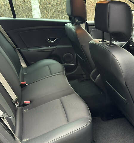 Серый Рено Меган, объемом двигателя 1.5 л и пробегом 222 тыс. км за 9999 $, фото 14 на Automoto.ua