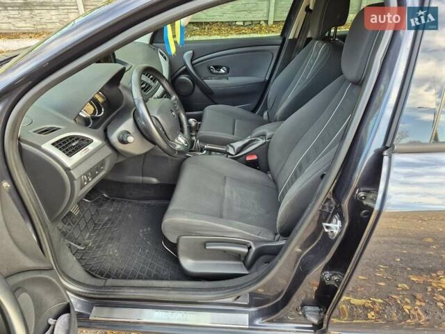Сірий Рено Меган, об'ємом двигуна 1.5 л та пробігом 302 тис. км за 7700 $, фото 17 на Automoto.ua