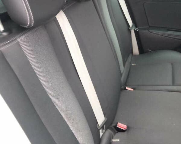 Сірий Рено Меган, об'ємом двигуна 1.46 л та пробігом 230 тис. км за 7900 $, фото 11 на Automoto.ua