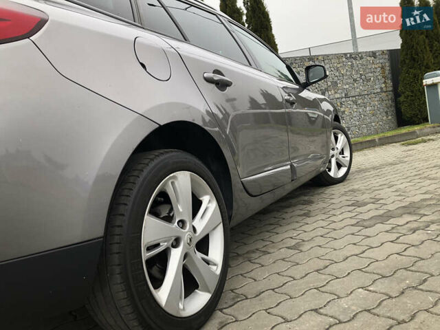 Серый Рено Меган, объемом двигателя 1.5 л и пробегом 256 тыс. км за 8350 $, фото 24 на Automoto.ua