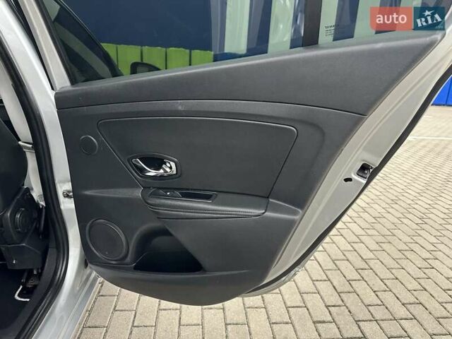Серый Рено Меган, объемом двигателя 1.5 л и пробегом 184 тыс. км за 9300 $, фото 23 на Automoto.ua