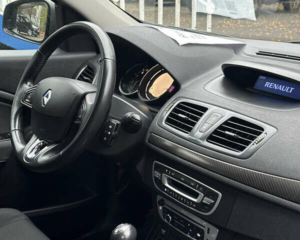Сірий Рено Меган, об'ємом двигуна 1.5 л та пробігом 224 тис. км за 7900 $, фото 13 на Automoto.ua