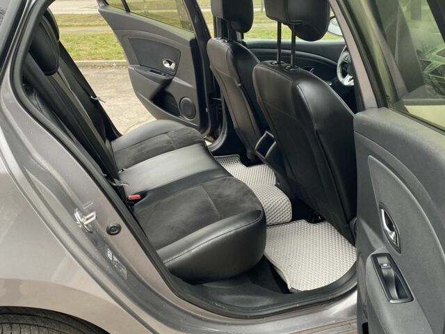 Серый Рено Меган, объемом двигателя 1.5 л и пробегом 235 тыс. км за 7700 $, фото 20 на Automoto.ua