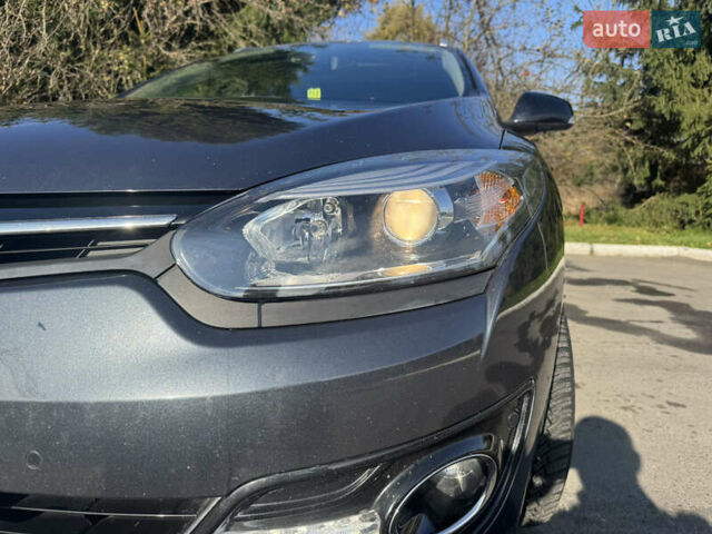 Серый Рено Меган, объемом двигателя 1.46 л и пробегом 239 тыс. км за 9400 $, фото 3 на Automoto.ua