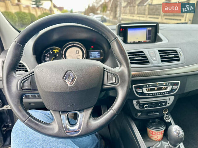 Сірий Рено Меган, об'ємом двигуна 1.5 л та пробігом 255 тис. км за 7700 $, фото 18 на Automoto.ua