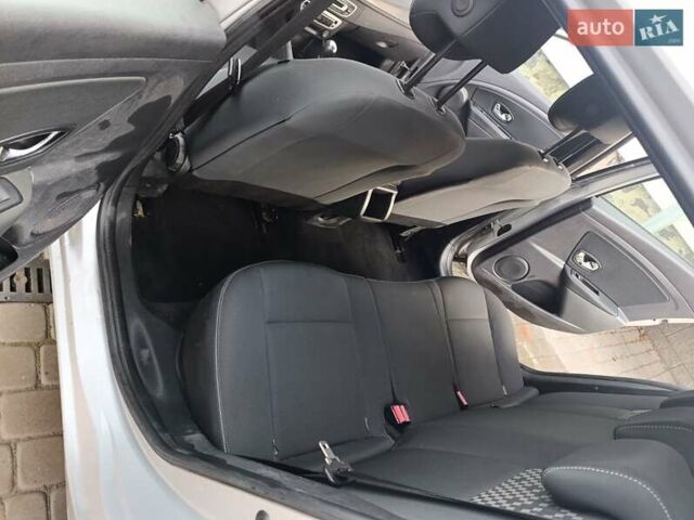 Сірий Рено Меган, об'ємом двигуна 1.46 л та пробігом 237 тис. км за 6400 $, фото 13 на Automoto.ua