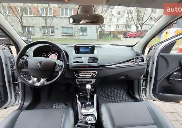 Серый Рено Меган, объемом двигателя 1.5 л и пробегом 264 тыс. км за 7200 $, фото 17 на Automoto.ua