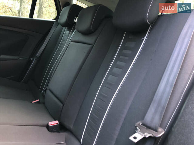 Серый Рено Меган, объемом двигателя 1.5 л и пробегом 251 тыс. км за 8450 $, фото 41 на Automoto.ua