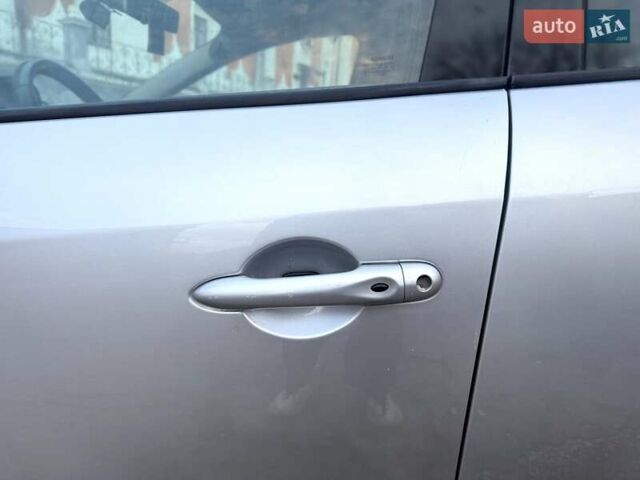 Сірий Рено Меган, об'ємом двигуна 1.6 л та пробігом 230 тис. км за 7700 $, фото 71 на Automoto.ua
