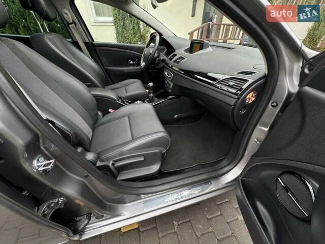 Серый Рено Меган, объемом двигателя 1.46 л и пробегом 233 тыс. км за 9800 $, фото 41 на Automoto.ua