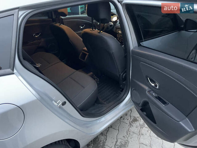 Серый Рено Меган, объемом двигателя 1.46 л и пробегом 260 тыс. км за 8500 $, фото 9 на Automoto.ua