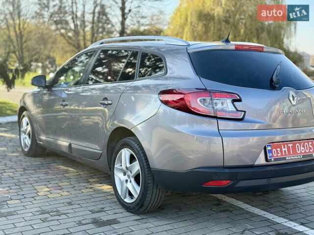 Серый Рено Меган, объемом двигателя 1.5 л и пробегом 243 тыс. км за 7999 $, фото 22 на Automoto.ua