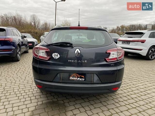 Серый Рено Меган, объемом двигателя 1.46 л и пробегом 281 тыс. км за 7800 $, фото 4 на Automoto.ua