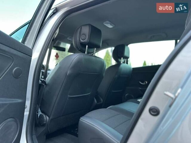 Серый Рено Меган, объемом двигателя 1.5 л и пробегом 258 тыс. км за 8999 $, фото 52 на Automoto.ua