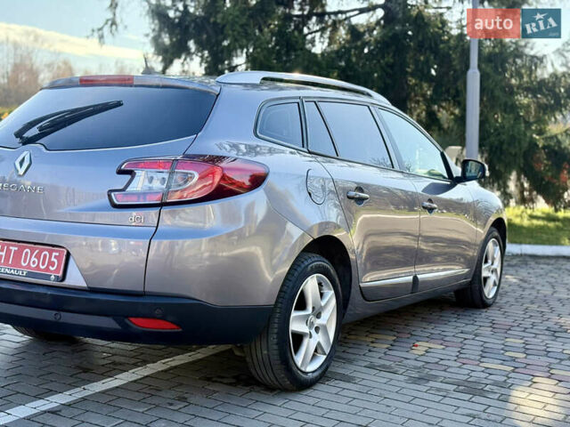 Серый Рено Меган, объемом двигателя 1.5 л и пробегом 243 тыс. км за 7999 $, фото 21 на Automoto.ua